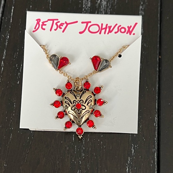 Betsey Johnson Set - Picture 3 of 7